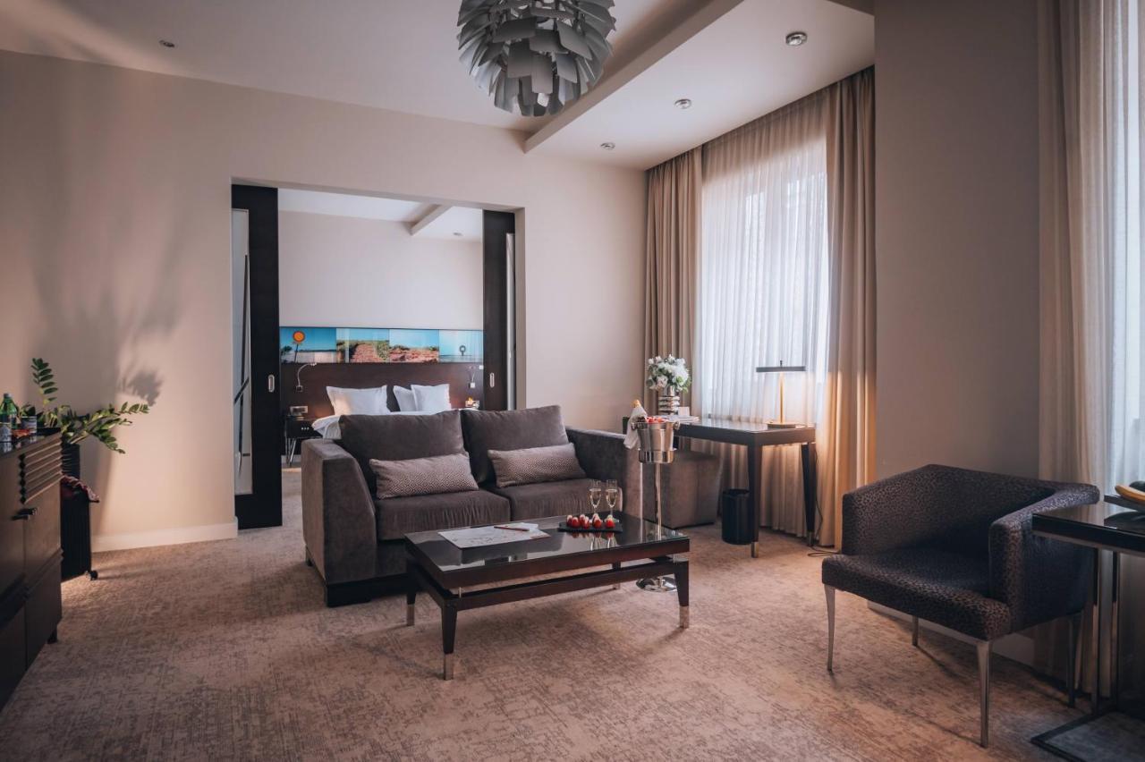 Boutique Hotel Townhouse 27 เบลเกรด ภายนอก รูปภาพ