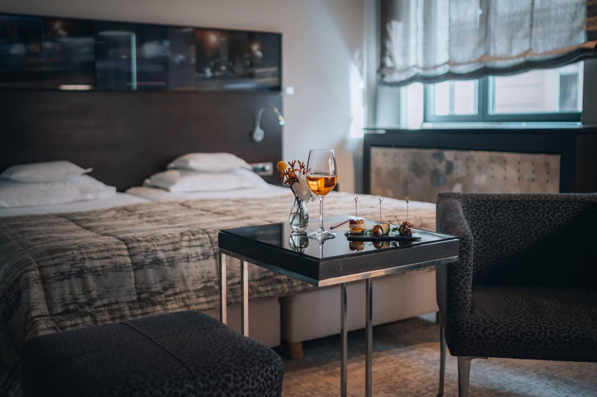 Boutique Hotel Townhouse 27 เบลเกรด ภายนอก รูปภาพ