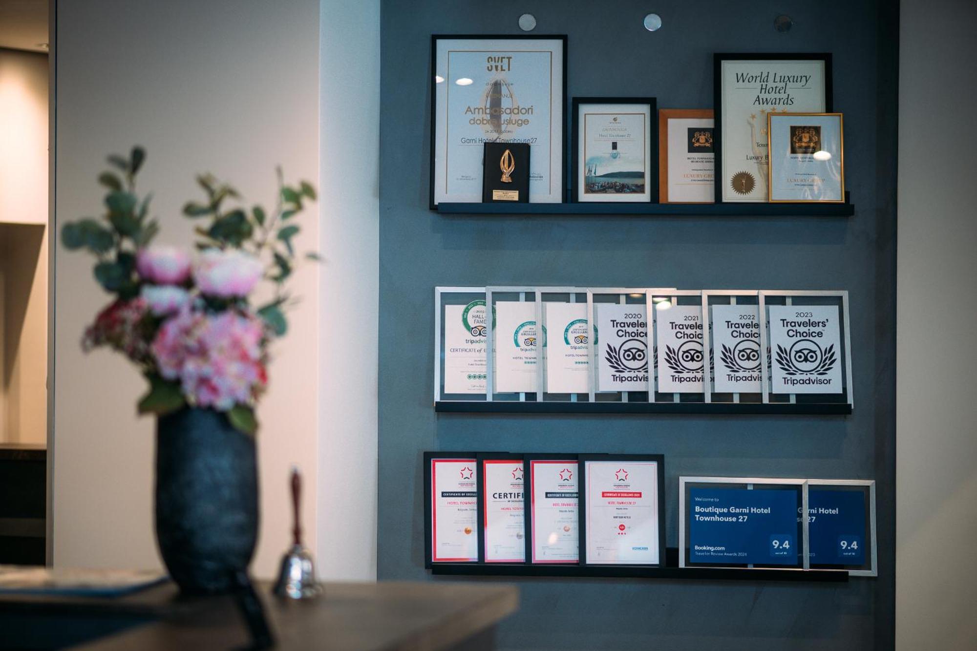 Boutique Hotel Townhouse 27 เบลเกรด ภายนอก รูปภาพ